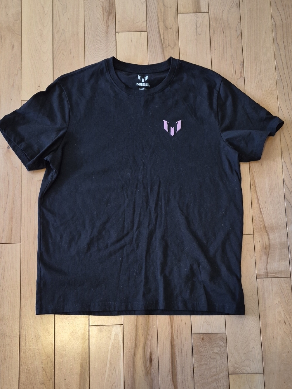 MESSI Men's Size Medium Black Logo Tee with Pink Accent